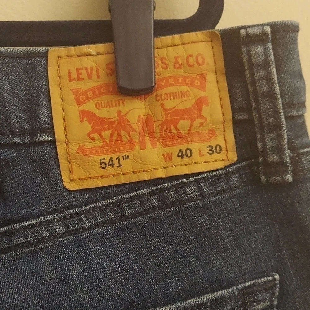 LEVI'S Men's 541 Athletic Taper Flex Jeans in Blue Wash 40x27 Urban Casual